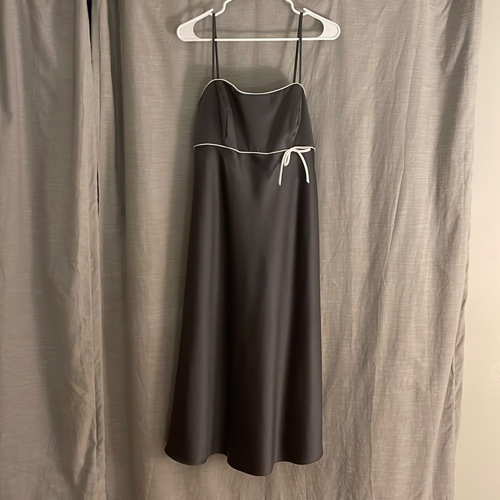 Grey Spaghetti Strap Mid Length Dress